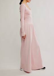 Wide leg hot shot